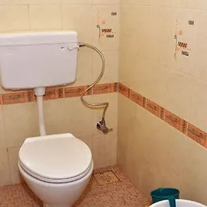 4* Hotel Peter's Hill View Residency