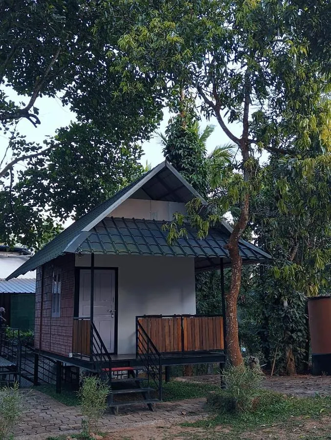 Contactos de The Wayanad Club